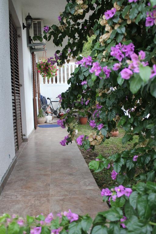 4M Apartments Petrovac Oda fotoğraf