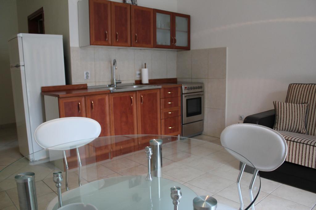 4M Apartments Petrovac Oda fotoğraf