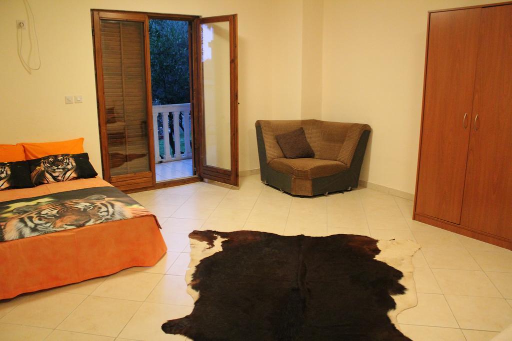 4M Apartments Petrovac Oda fotoğraf