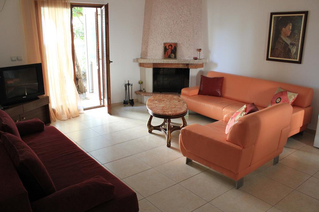 4M Apartments Petrovac Oda fotoğraf